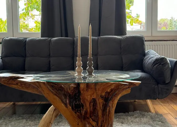 Kaminzimmer * 特雷宾